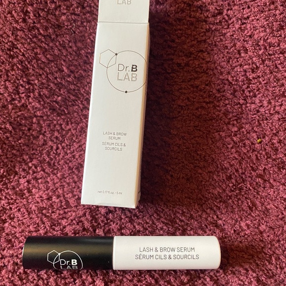 Dr. B Lash Serum - Picture 1 of 3